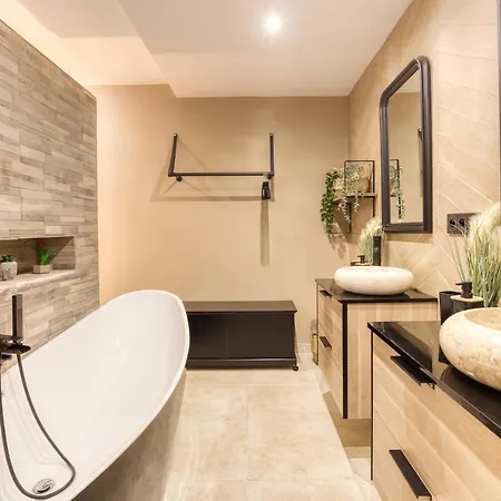 Suite Familiale 4P - Sauna Et Jacuzzi Prive *