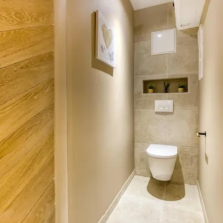 Suite Familiale 4P - Sauna Et Jacuzzi Prive 公寓 *