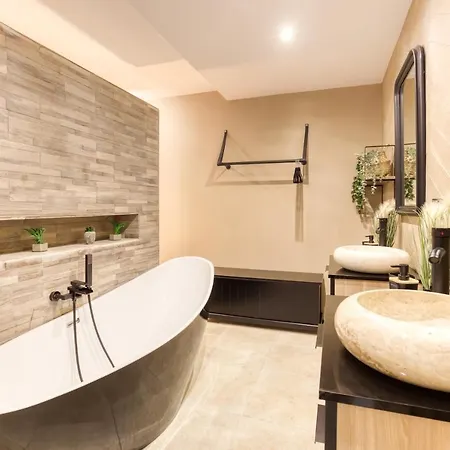 公寓 Suite Familiale 4P - Sauna Et Jacuzzi Prive *